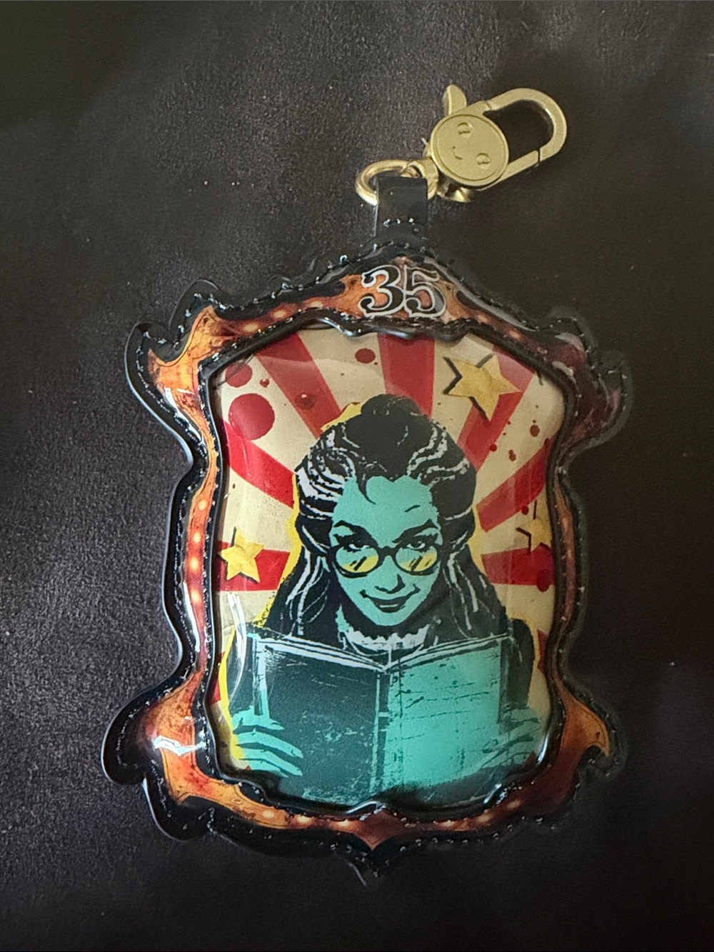 HHN 35 Storyteller bag charm
